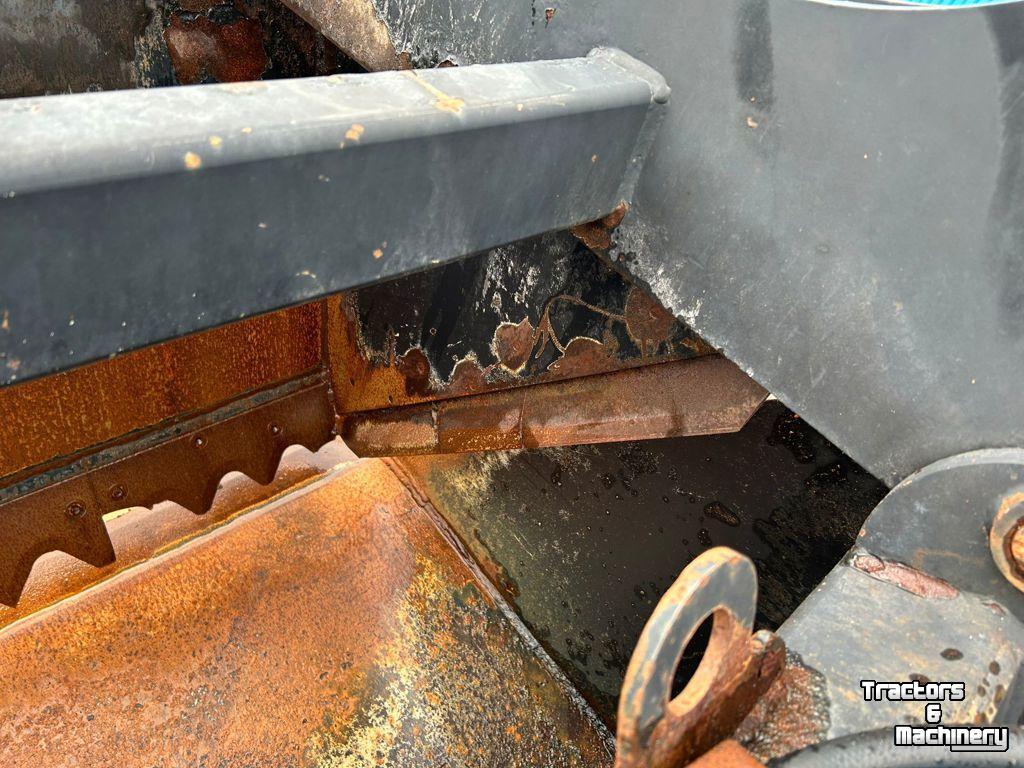 Silage cutting bucket  VTM Kuilhapper met manitou aansluiting