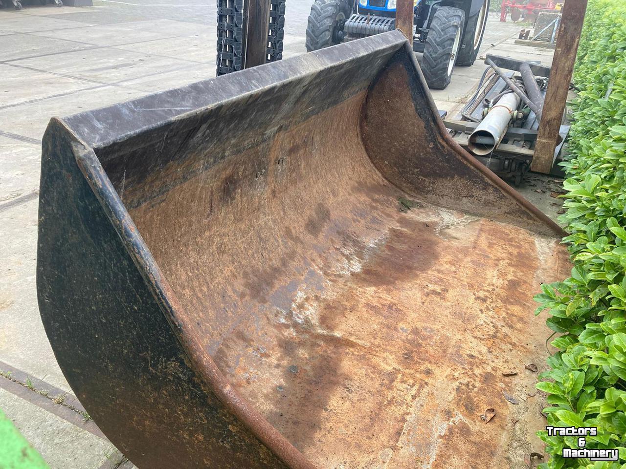 Other grassland-equipment, hay-equipment and accessories  schepbak