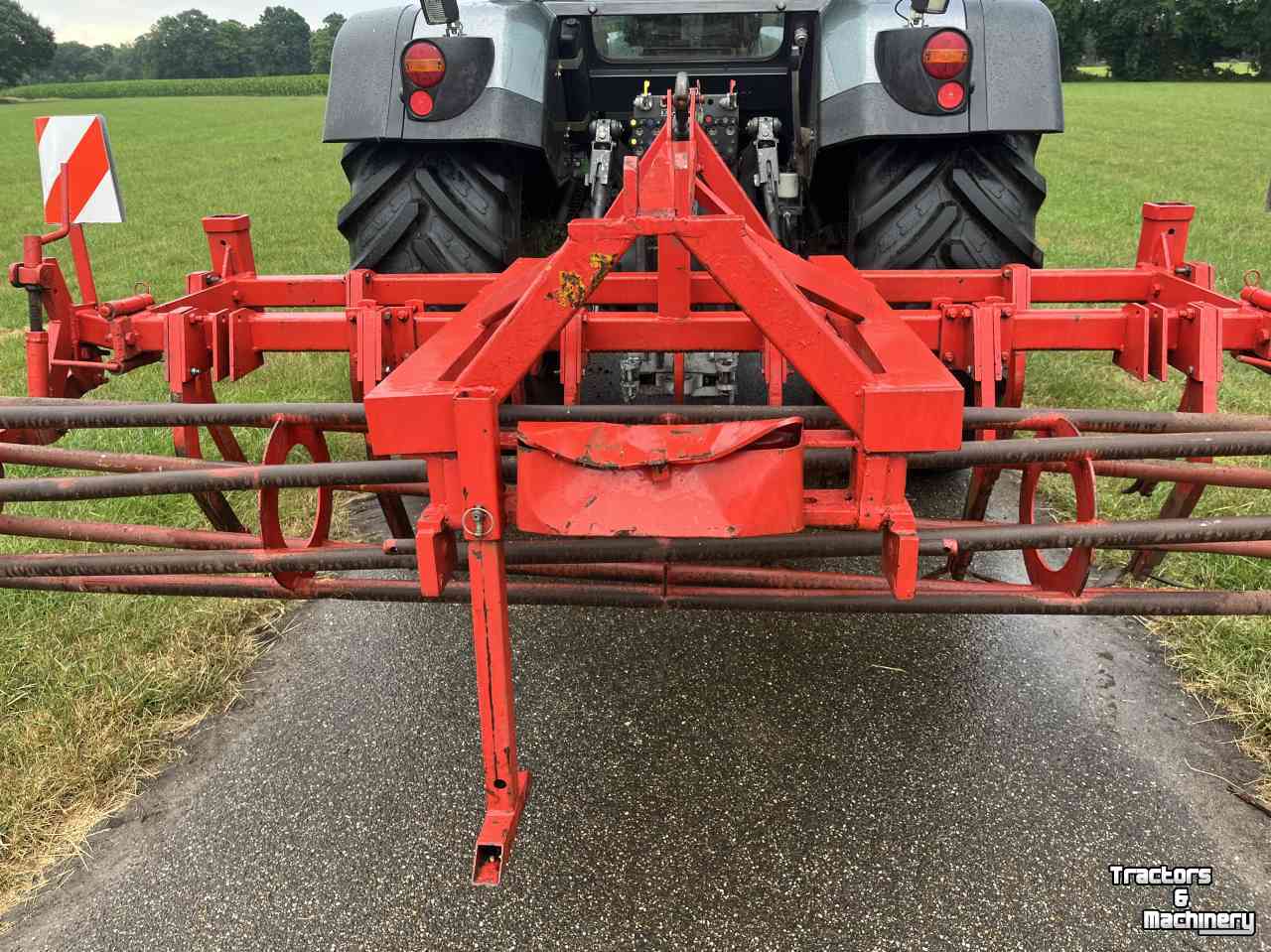 Cultivator  Cultivator front en achter aanbouw