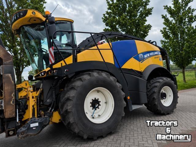 Forage-harvester New Holland FR780