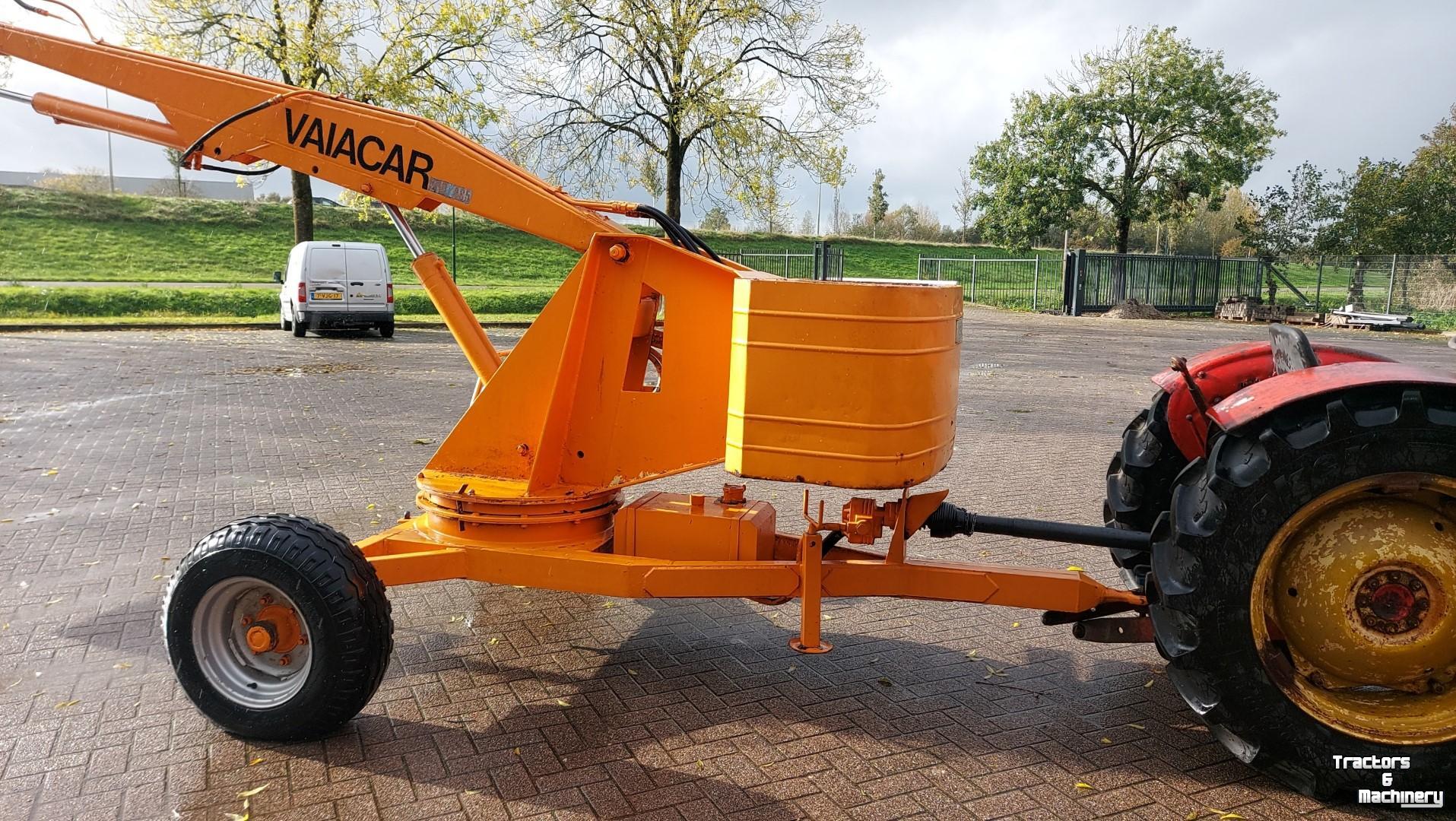 Excavator Caesar  GETROKKEN KRAAN