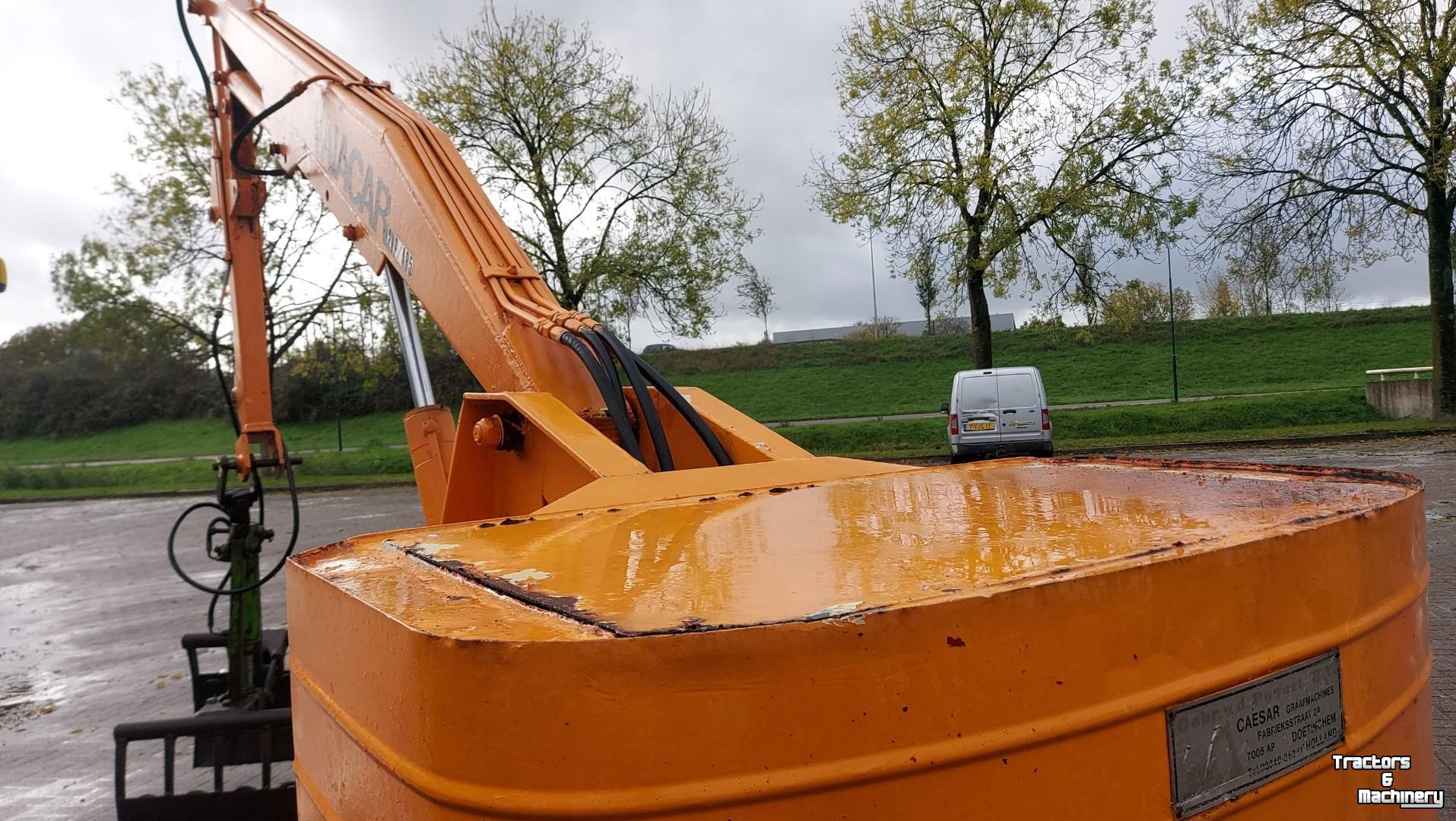 Excavator Caesar  GETROKKEN KRAAN