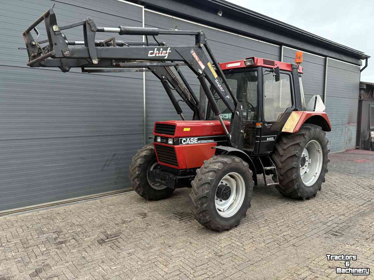 Tractor Case-IH 845 XLA