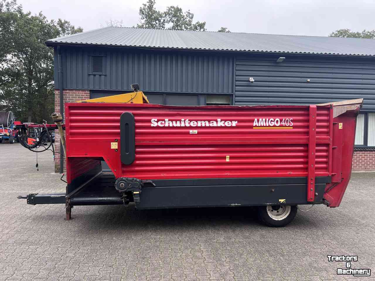 Silage-block distribution wagon Schuitemaker Amigo 40S