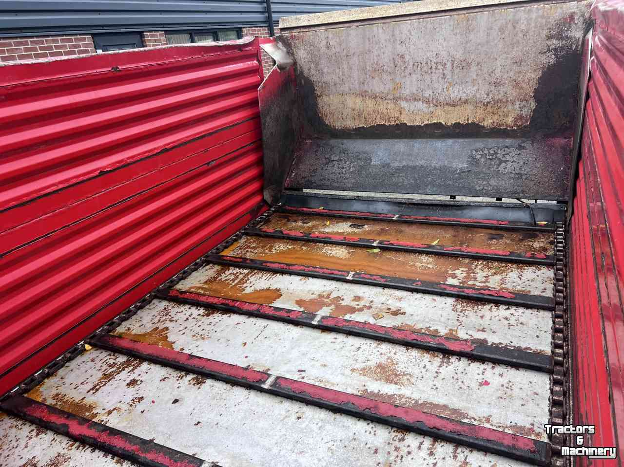 Silage-block distribution wagon Schuitemaker Amigo 40S
