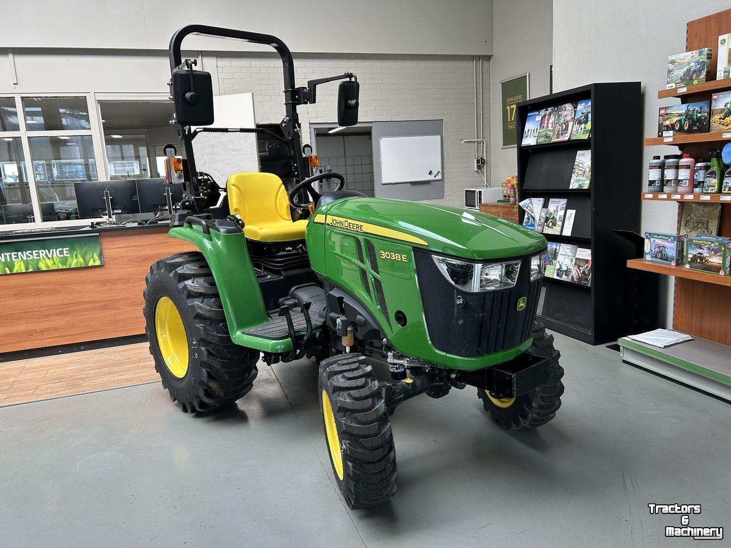 Small-track Tractor John Deere 3038E