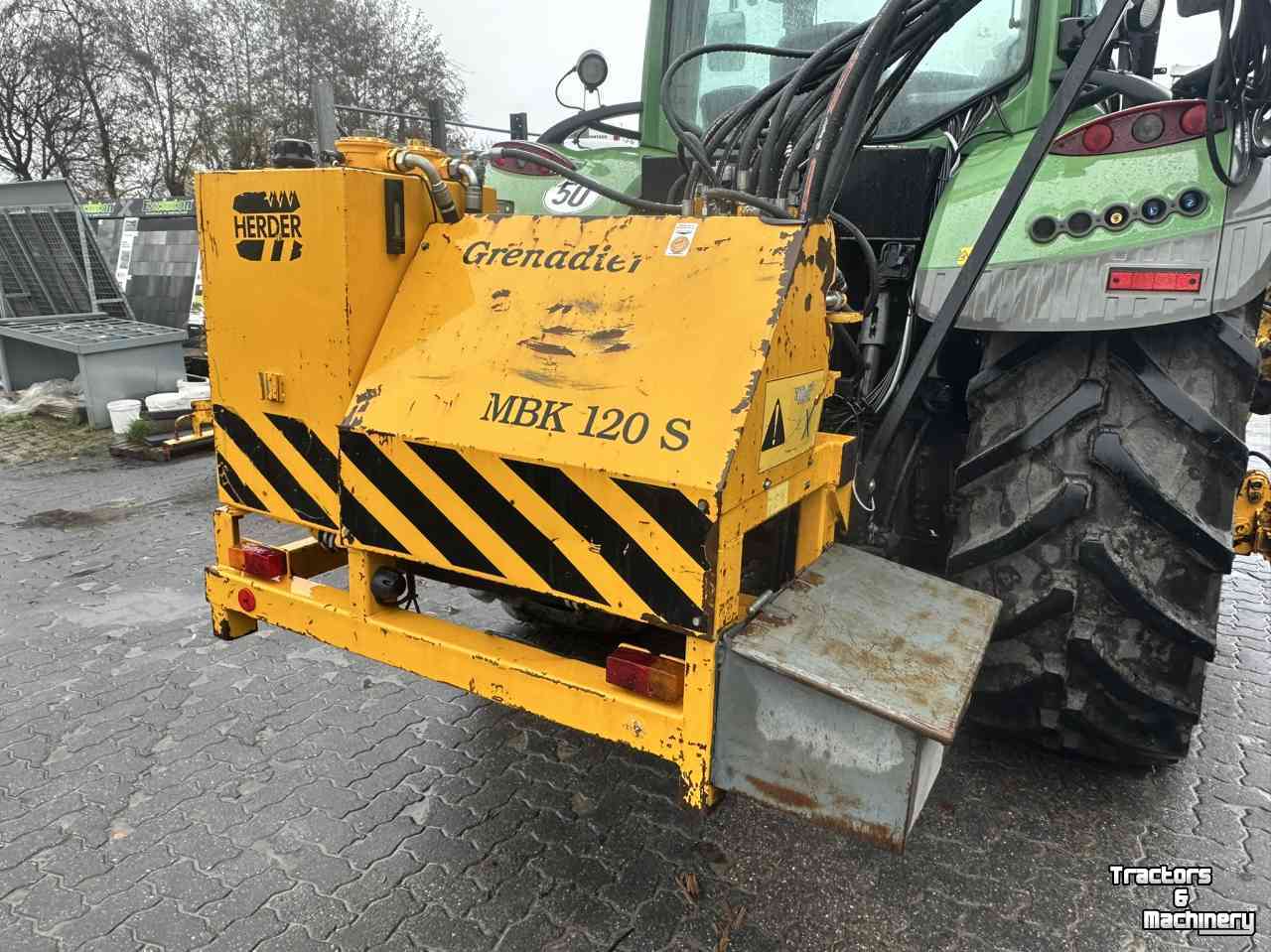 Mowing arm with mowing bucket Herder MBK 120S
