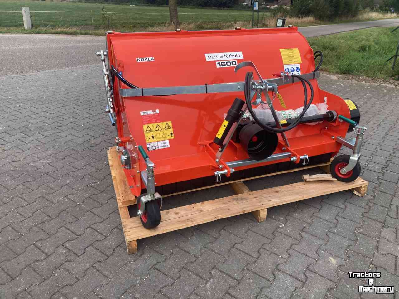 Spike roller Kubota Koala klepelmaaiers verticuteermachine leverbaar; 1000, 1200,1600