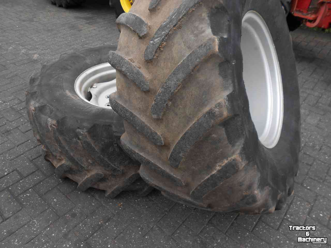 Wheels, Tyres, Rims & Dual spacers Michelin 540/65r24