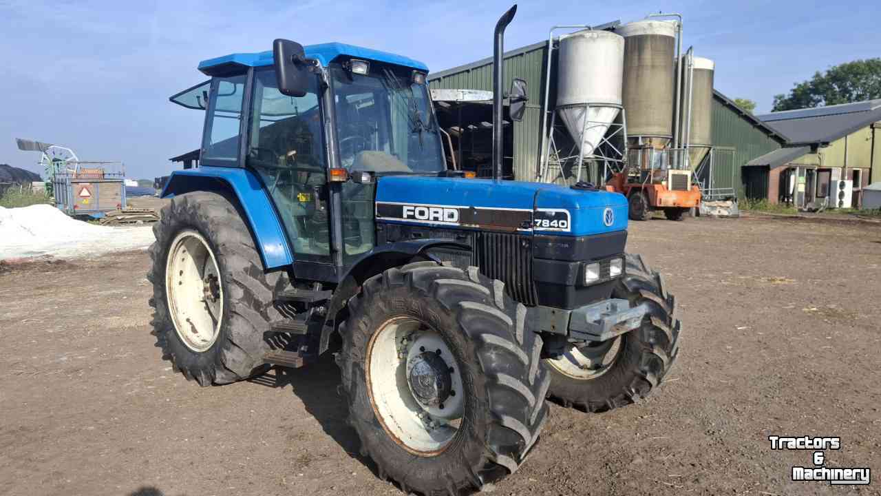 Tractor Ford 7840