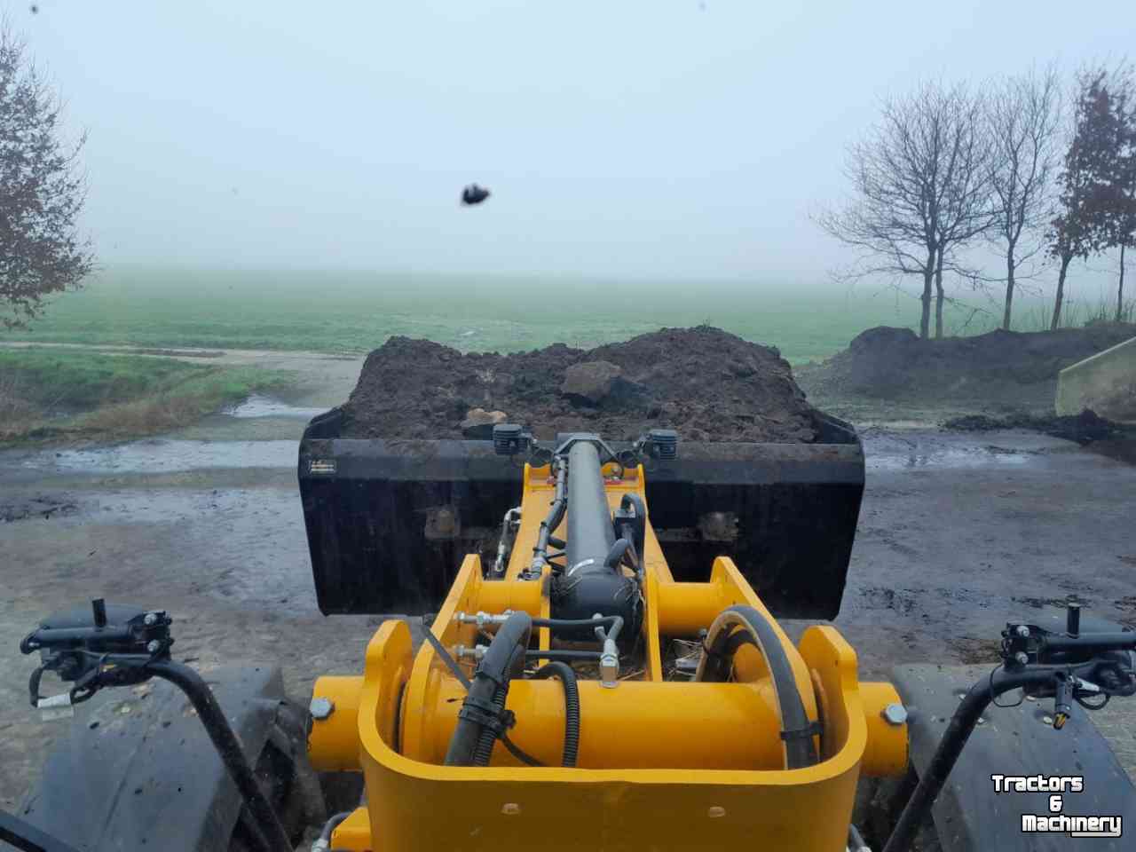 Tractor tipping boxes ATMP volumebak