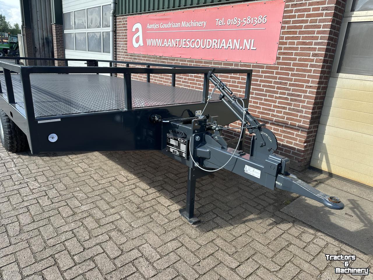 Agricultural wagon AGM Bakkenwagen voor achter een kraan/shovel
