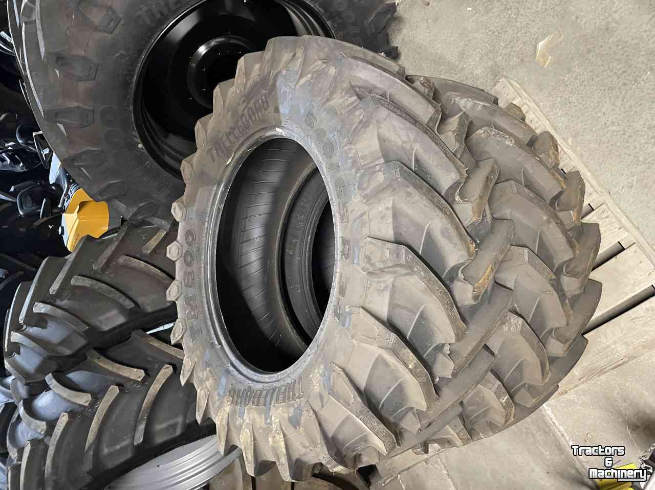 Wheels, Tyres, Rims & Dual spacers Trelleborg TM800 540/65R34
