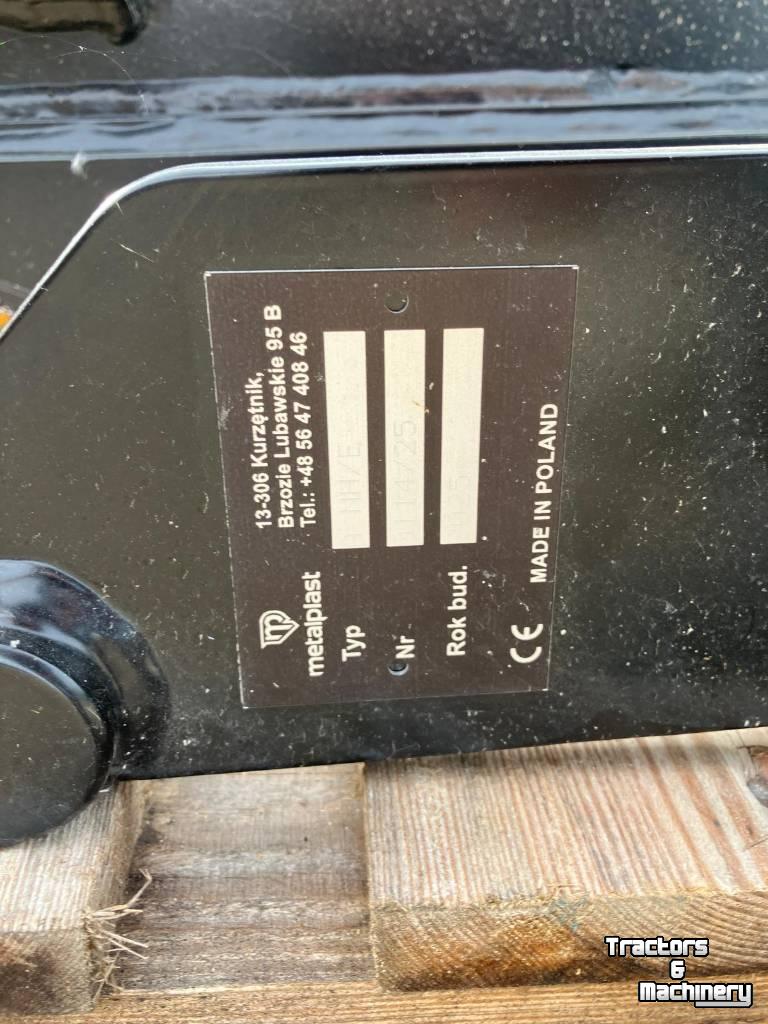 Other tractors and accessories  metalplast Adapter CNH naar Euro