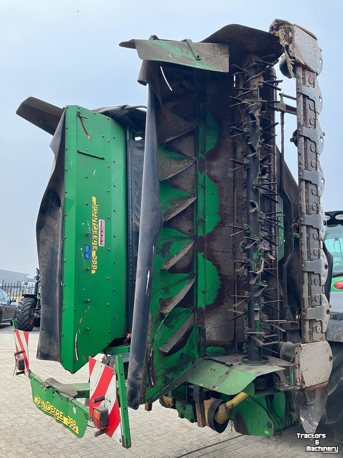 Mower John Deere 131 & 388 
