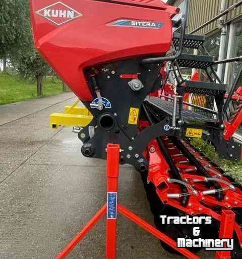 Seed drill Kuhn BTF3030-24DS E ISOBUS