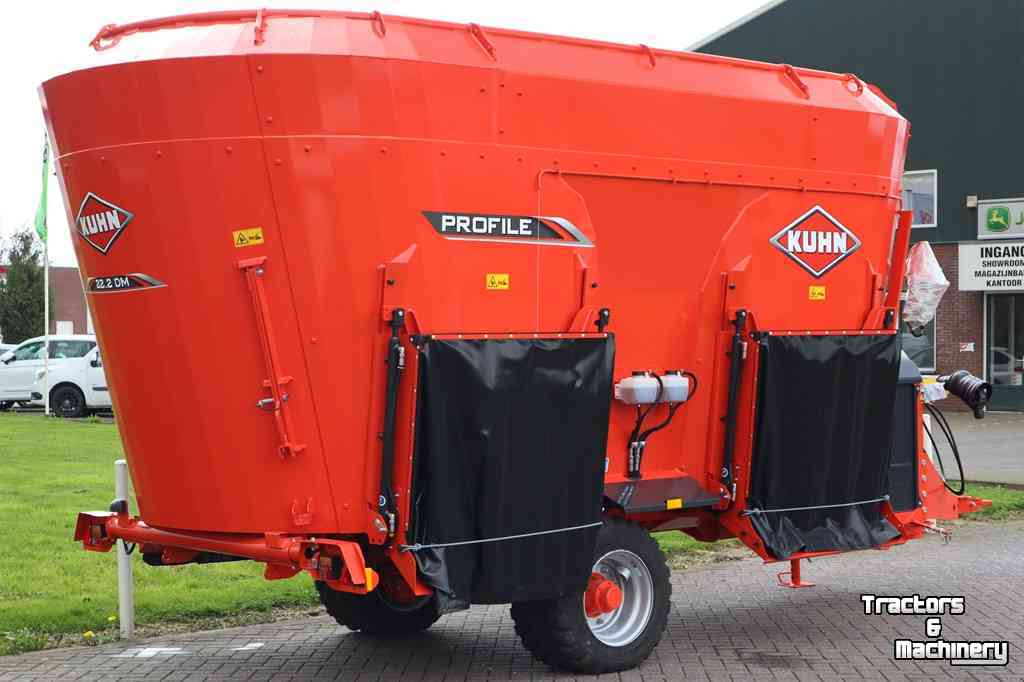 Vertical feed mixer Kuhn PROFILE 22.2DM
