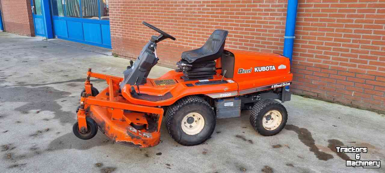 Ride-on mower Kubota F1900D Zitmaaier
