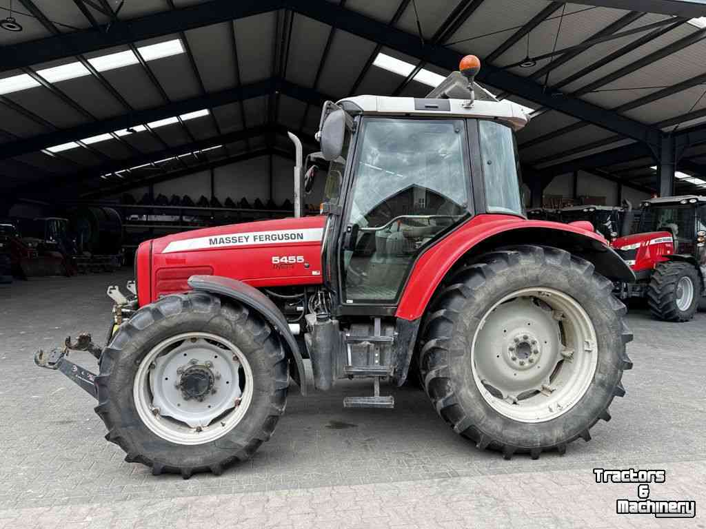 Tractor Massey Ferguson 5455 Dyna-4 Tractor