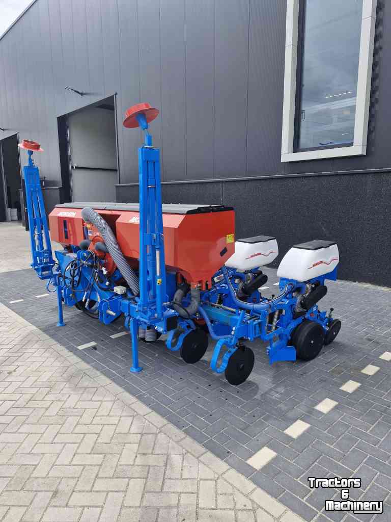 Seed drill Monosem NG Plus ME DT 6 rijige maiszaaier