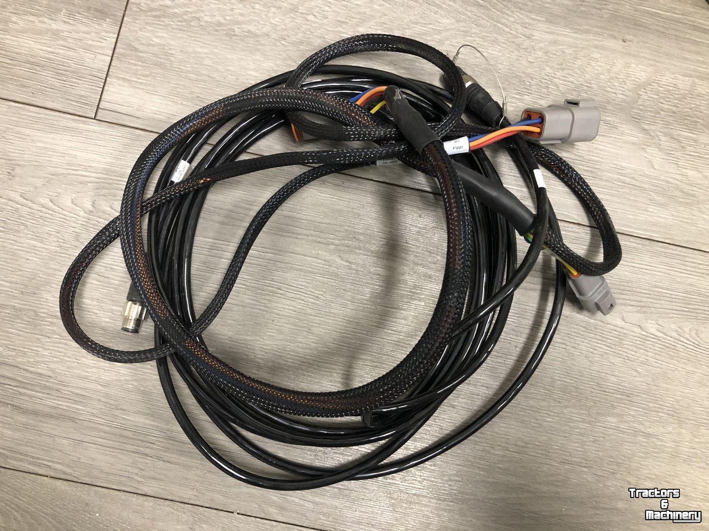 GPS steering systems and attachments Trimble OVERIG