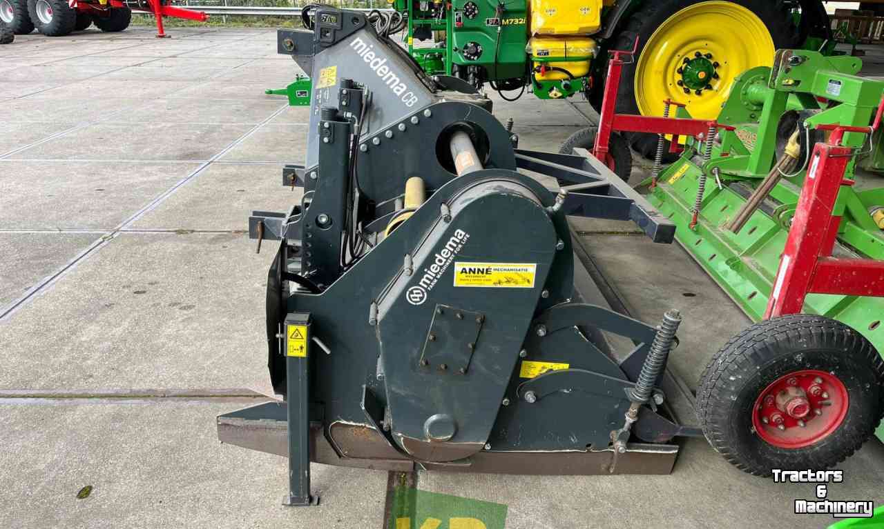 Rotary Hiller Miedema CB 3000 Volveldsfrees Front-Frees