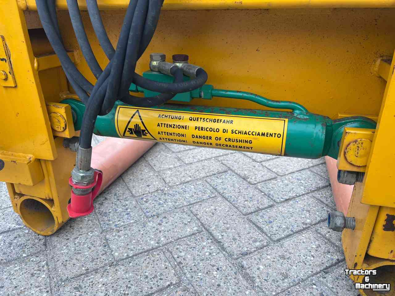 Other attachments and accessories  Agromec ronde balenklem ongebruikt