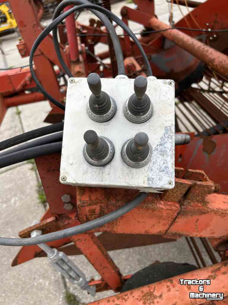 Onion harvester Amac D-2