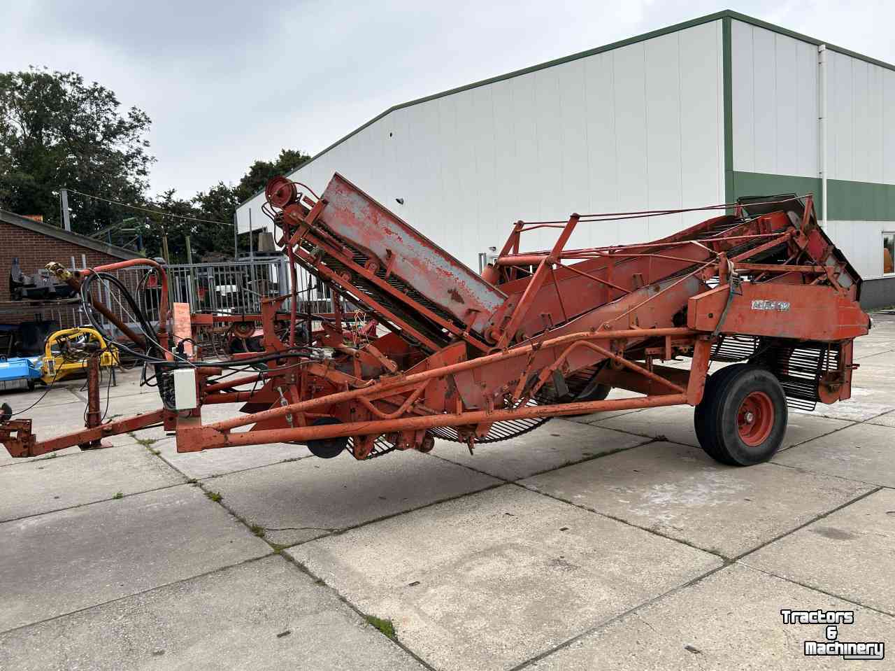 Onion harvester Amac D-2