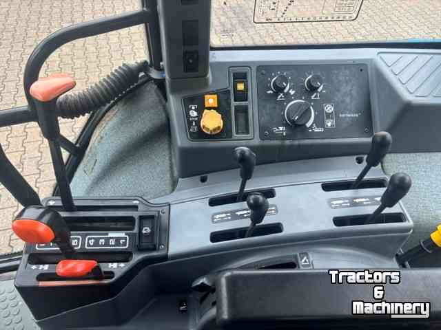 Tractor Ford 6640 SLE 2WD