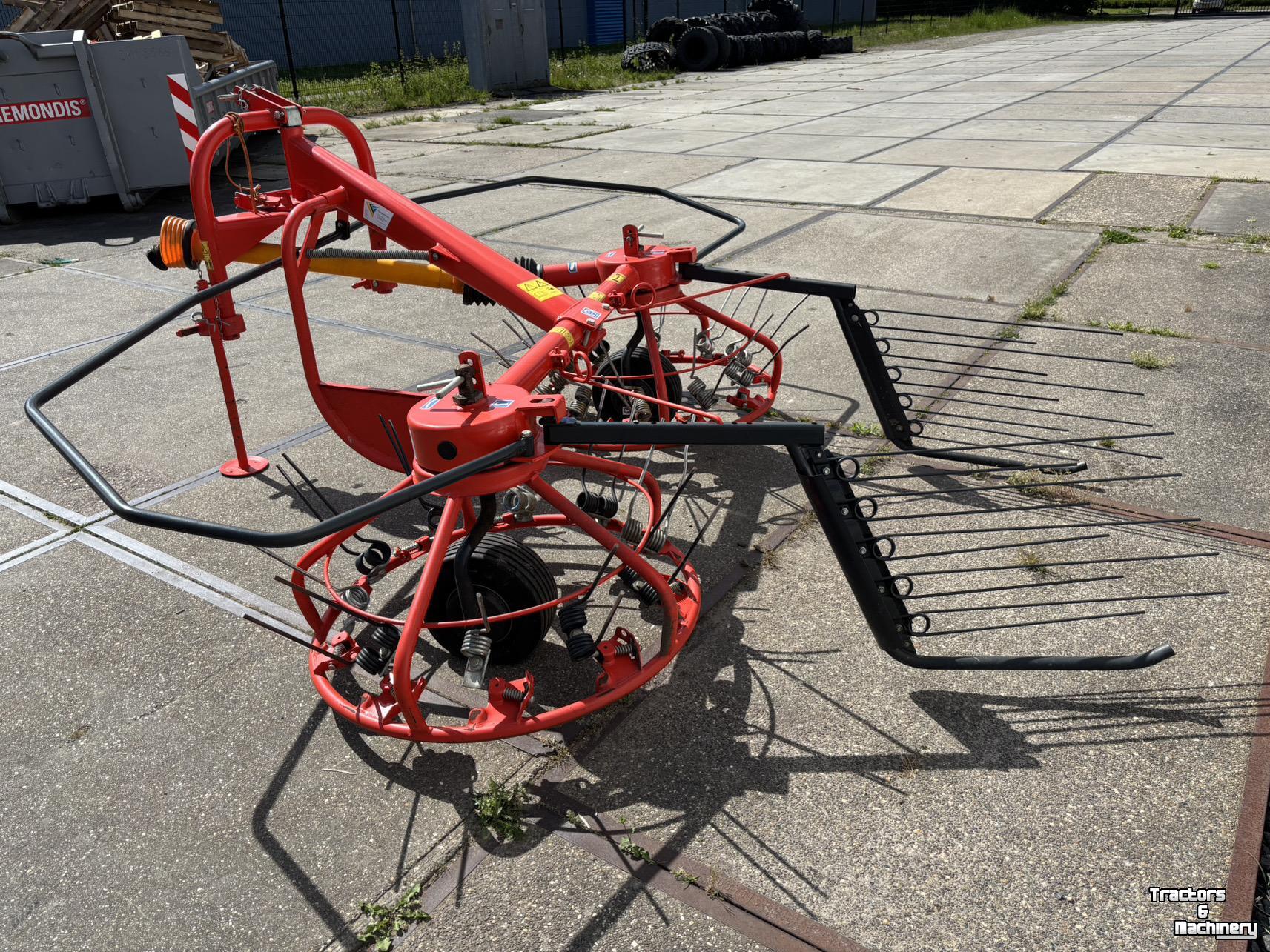 Tedder Boxer HB275