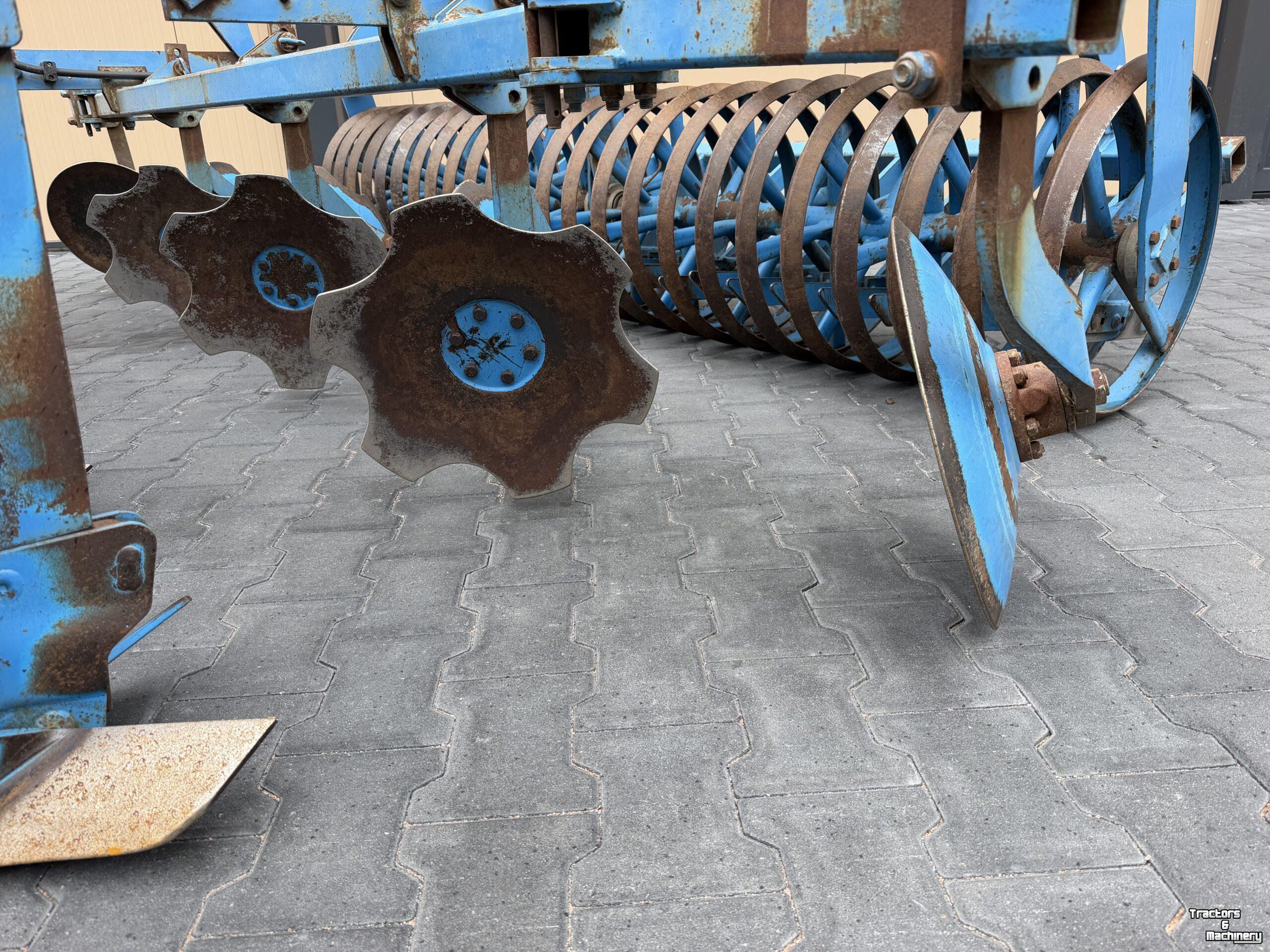 Cultivator Lemken Karat 9/300