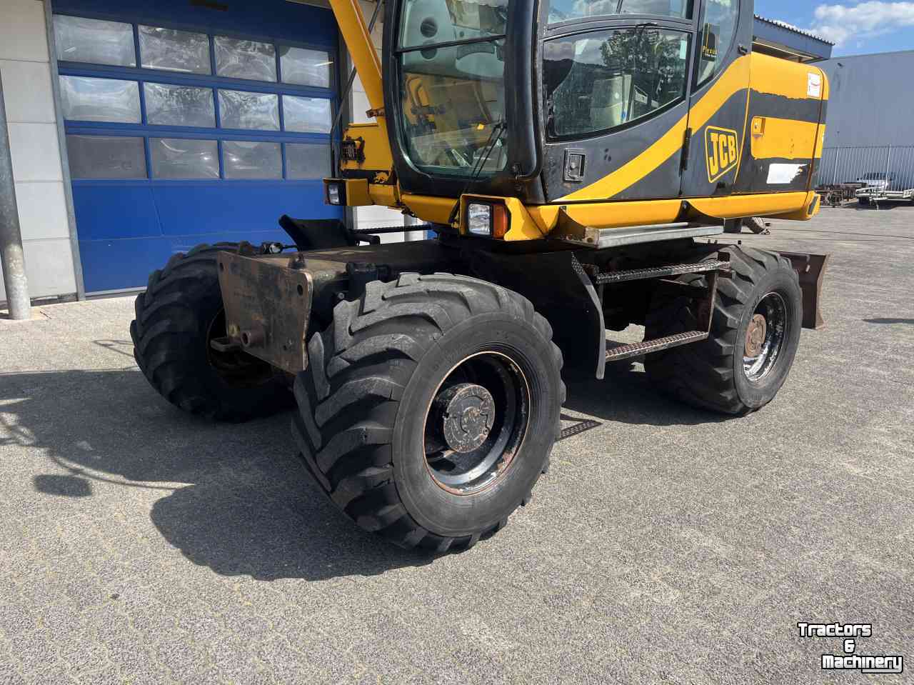 Excavator mobile JCB JS145W