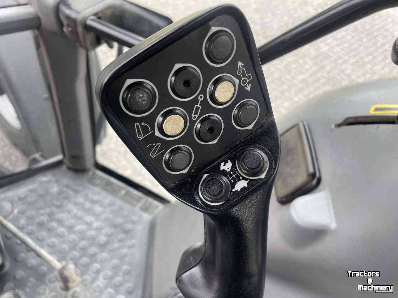 Tractor Case-IH CS 130 Powershift 24/24 Sisu 6 cil.turbo airco