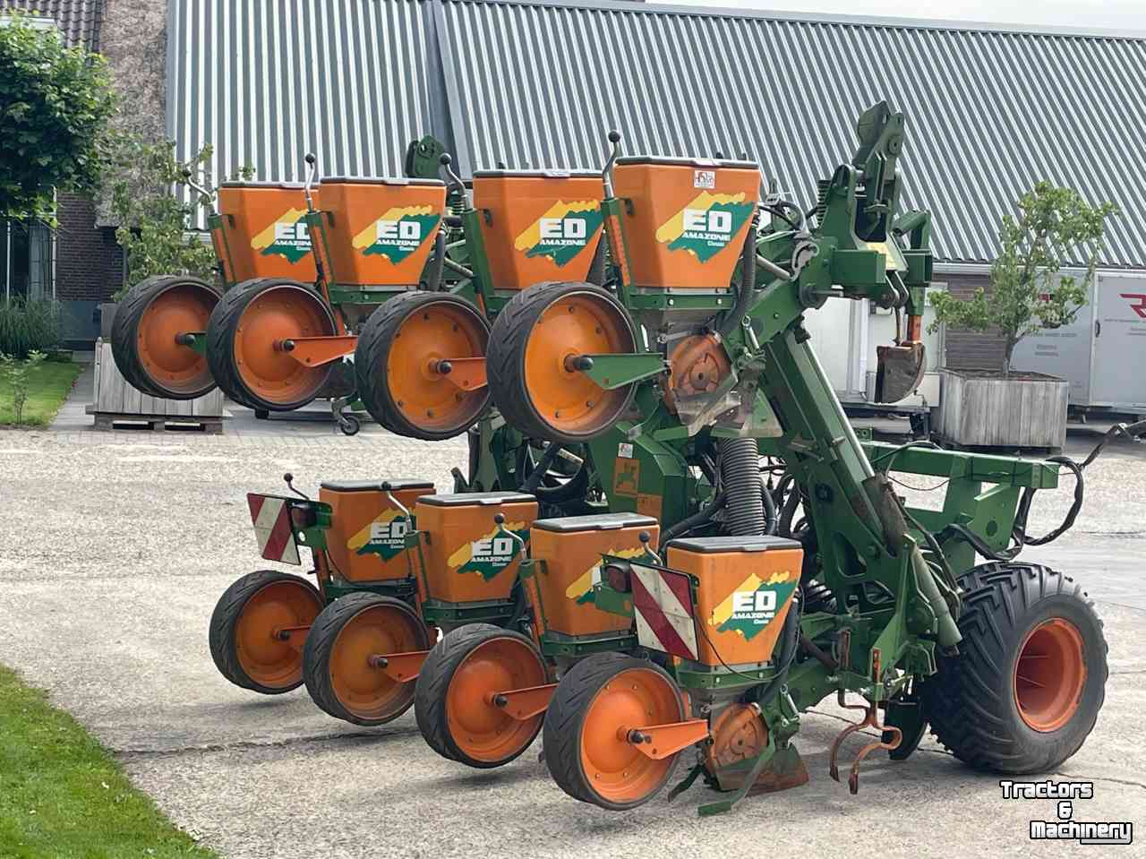 Seed drill Amazone type ED 801K amazone 8 rijer