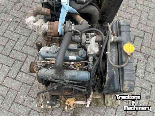 Engine Kubota D-1105