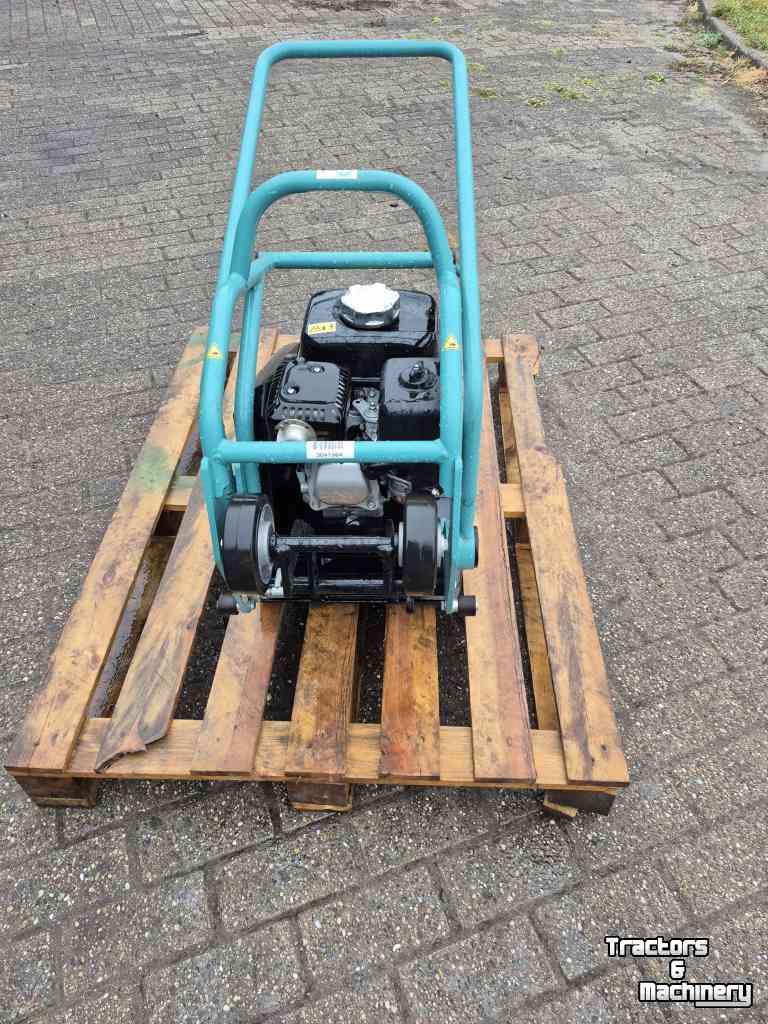 Vibrating plates Ammann apf 15/40 demo
