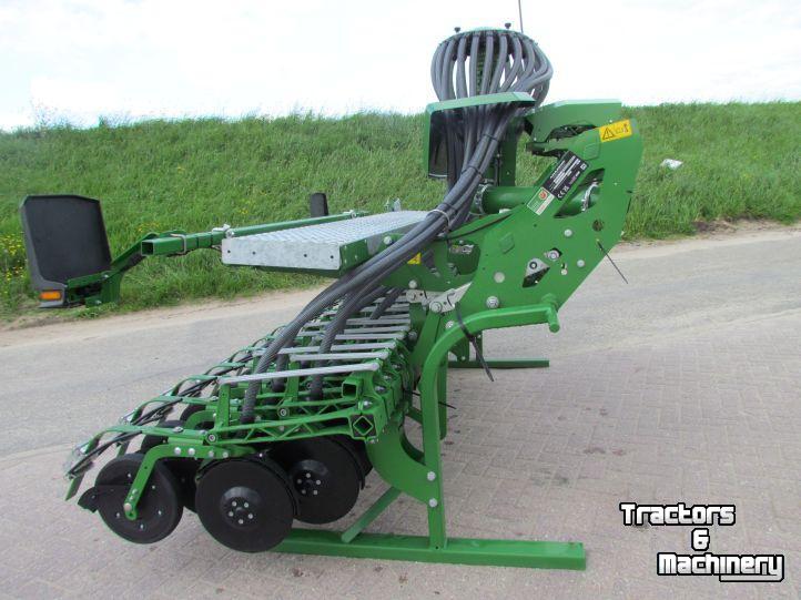Seed drill Amazone Avant 3002 Aanbouwzaaimachine