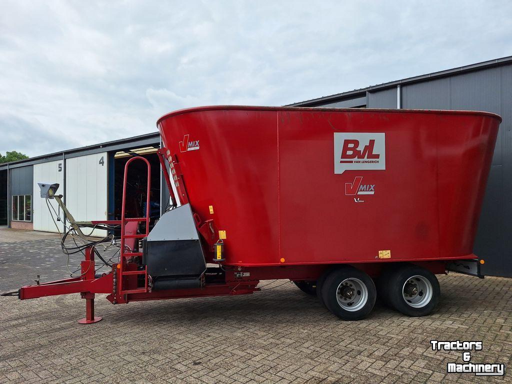 Feed mixer BVL V-MIX 24-2S