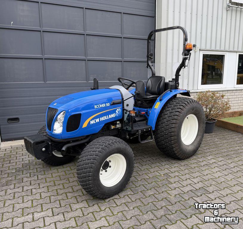 Small-track Tractor New Holland Boomer 50