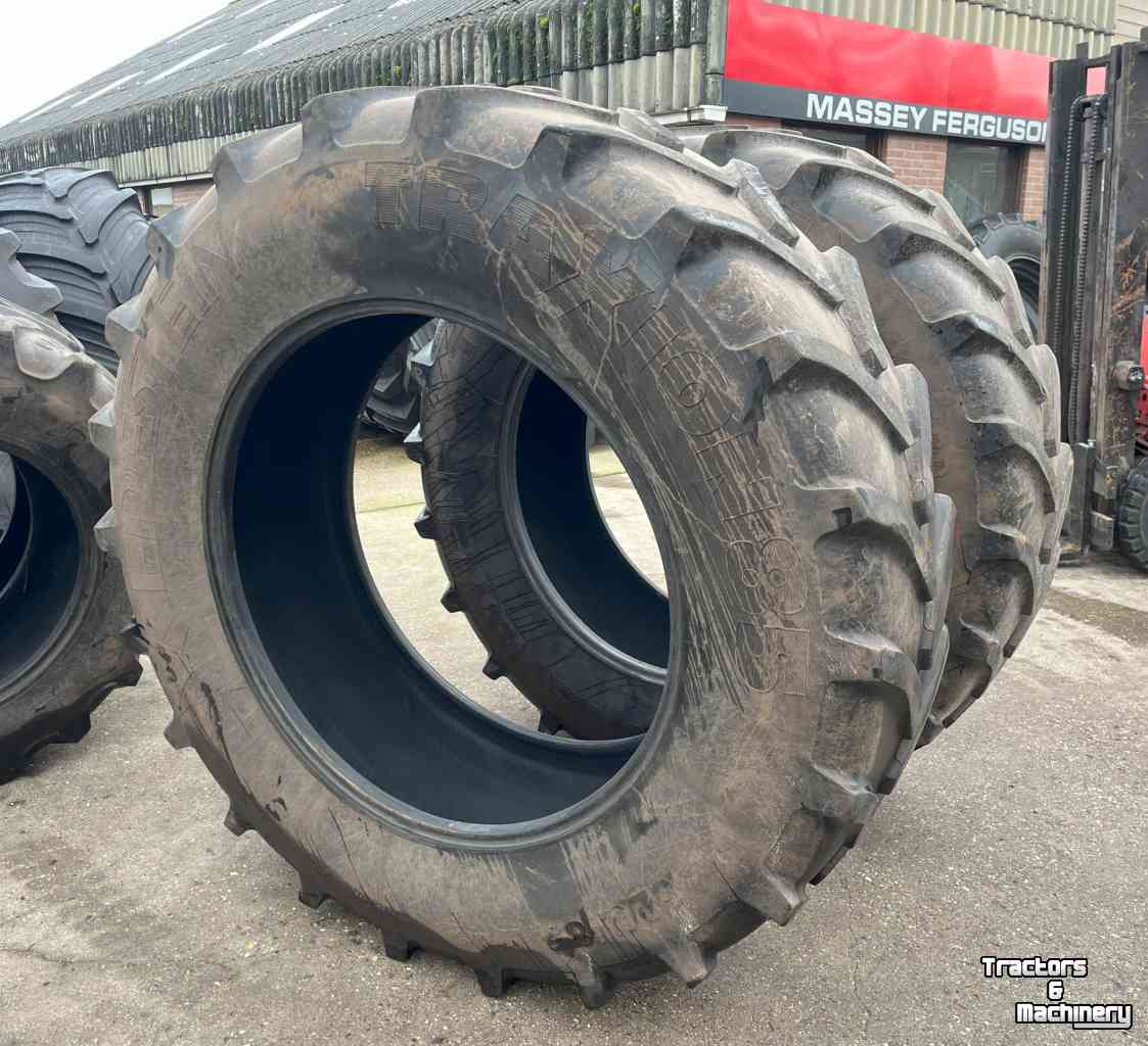Wheels, Tyres, Rims & Dual spacers Vredestein Traction 85 520/85-R42