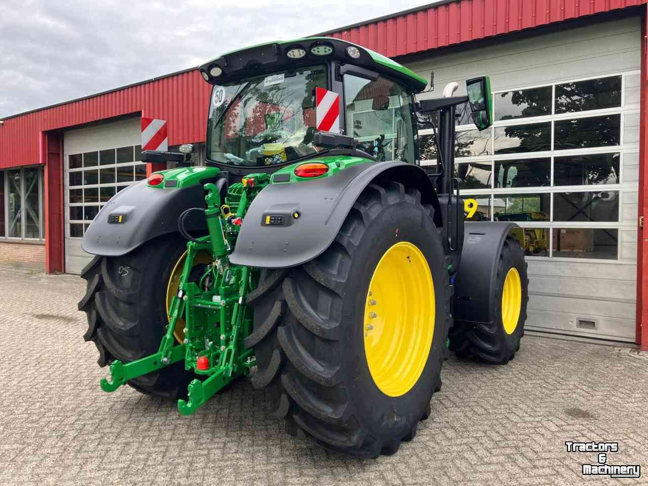 Tractor John Deere 6R 215