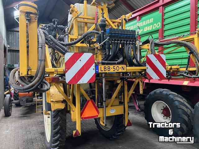 Fieldsprayer pull-type Dubex vector 27 meter