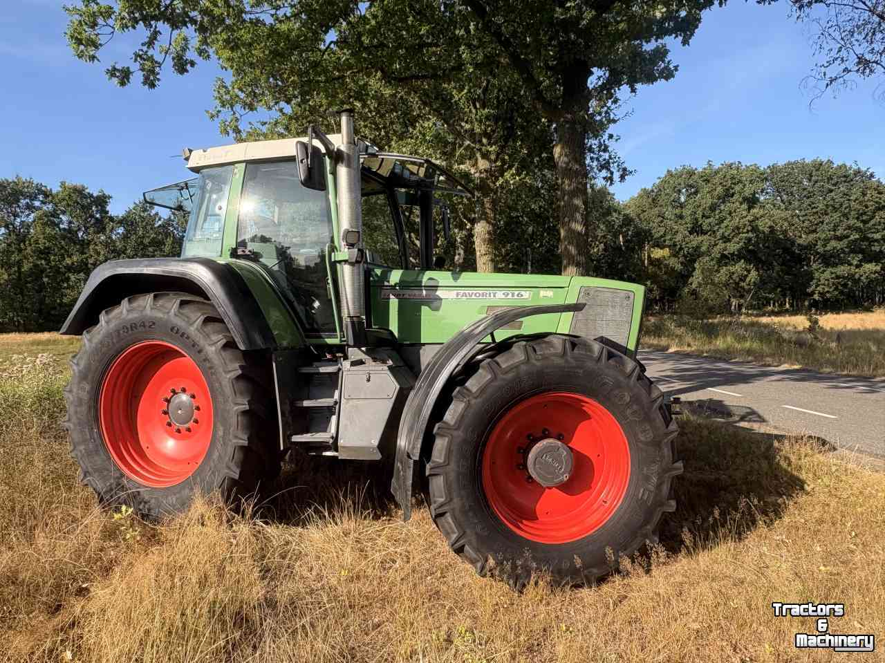 Tractor Fendt 916