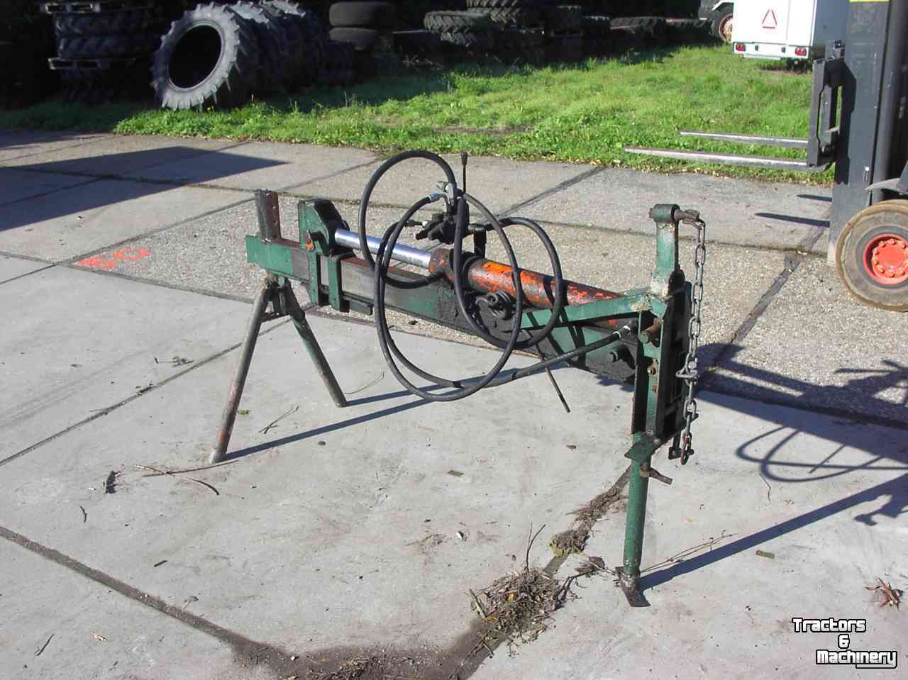 Cutting- / Splitting machine  Houtklover