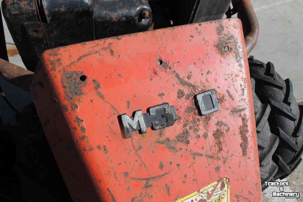 Two-wheel tractor Bucher M300 2-wielige trekker 2-wieler tractor met maaibalk