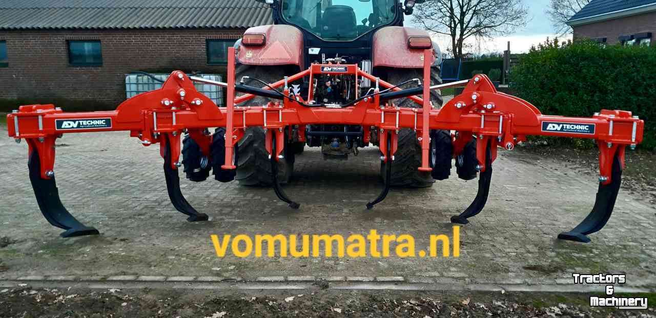 Deep subsoiler ADV Technik Woeler in V-vorm hydr. klapbaar