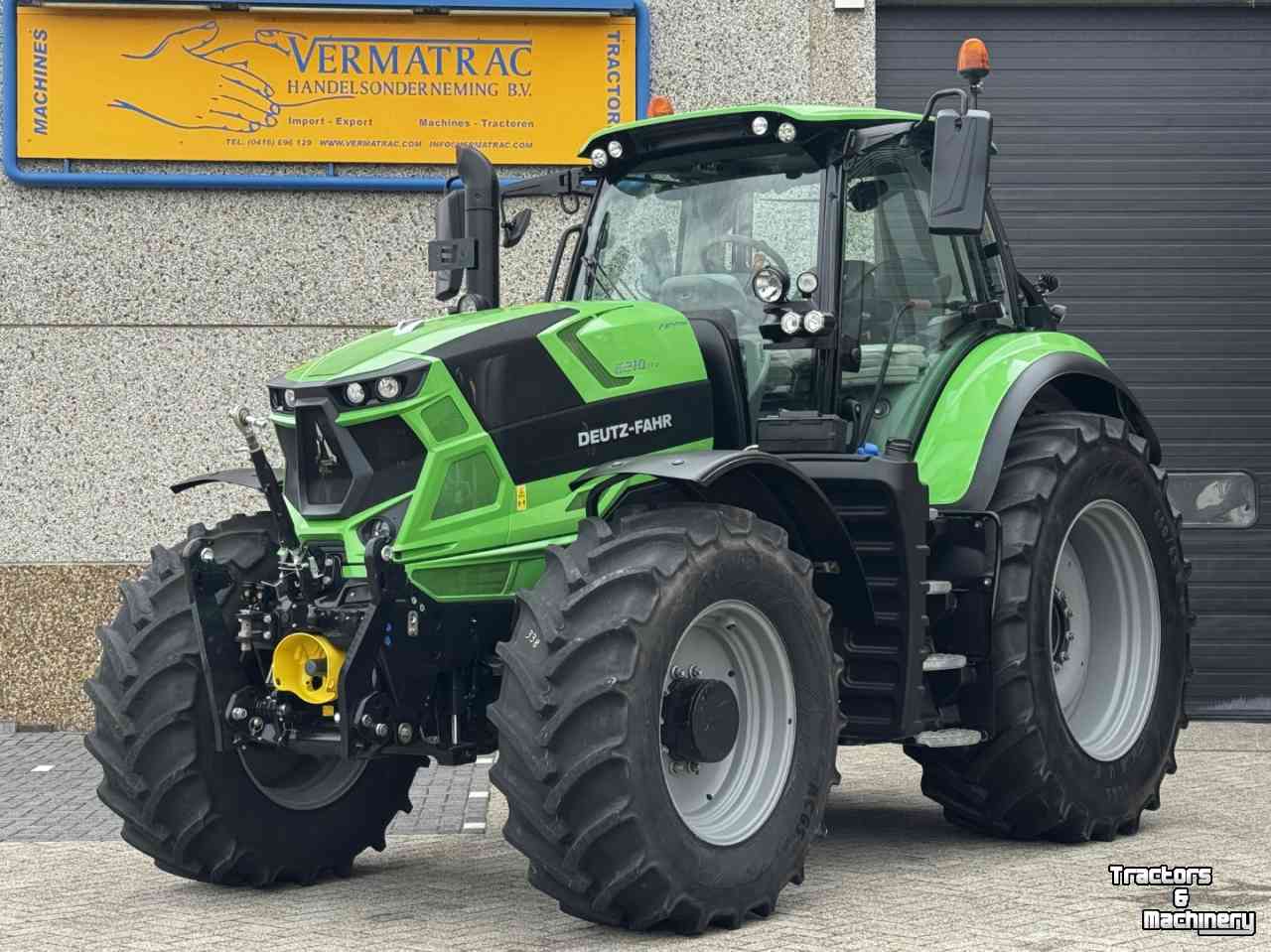 Tractor Deutz-Fahr Agrotron 6210 TTV vario Stage V Fronthef+pto Lucht Hydr rem GPS 1382u