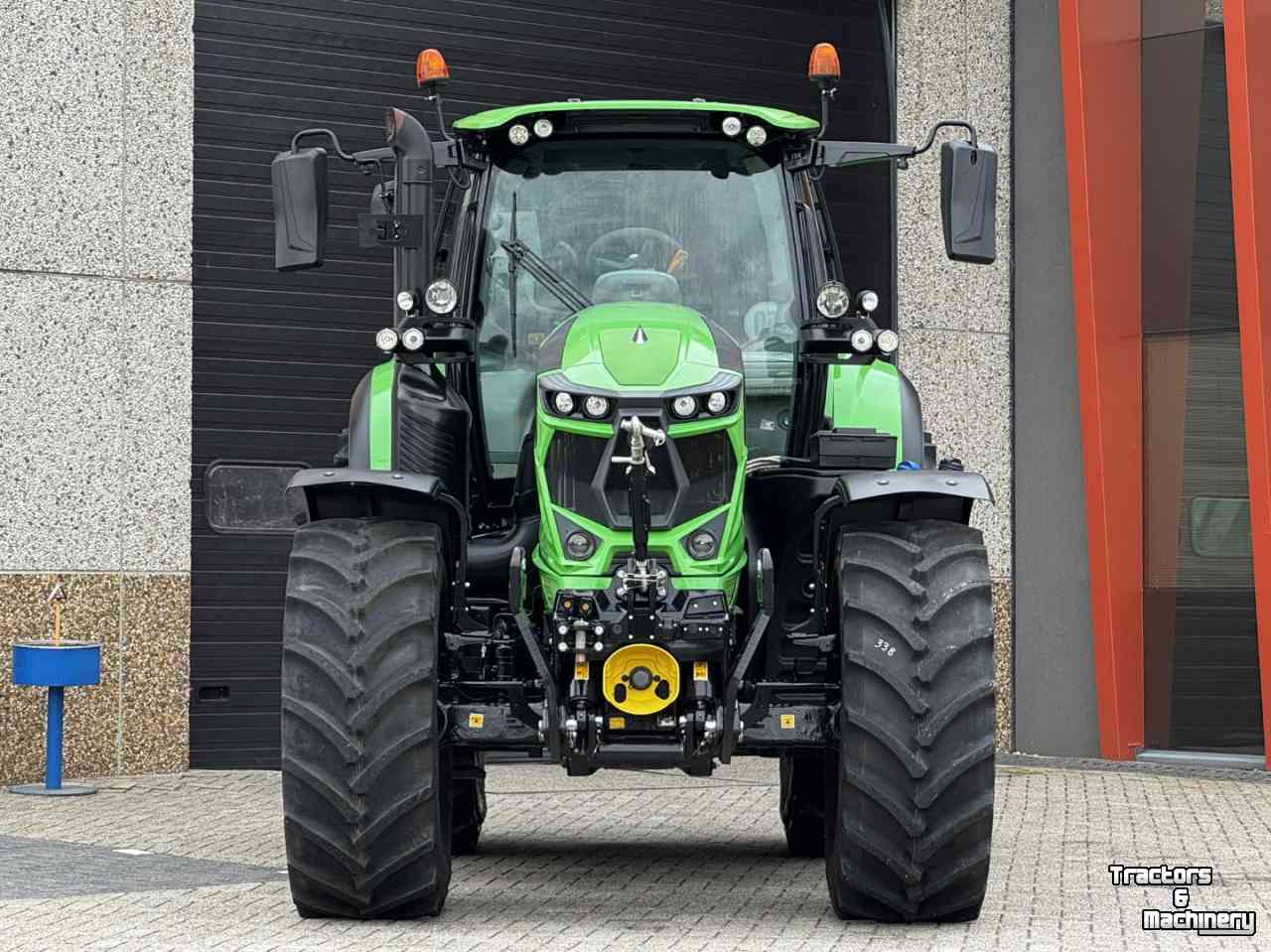 Tractor Deutz-Fahr Agrotron 6210 TTV vario Stage V Fronthef+pto Lucht Hydr rem GPS 1382u