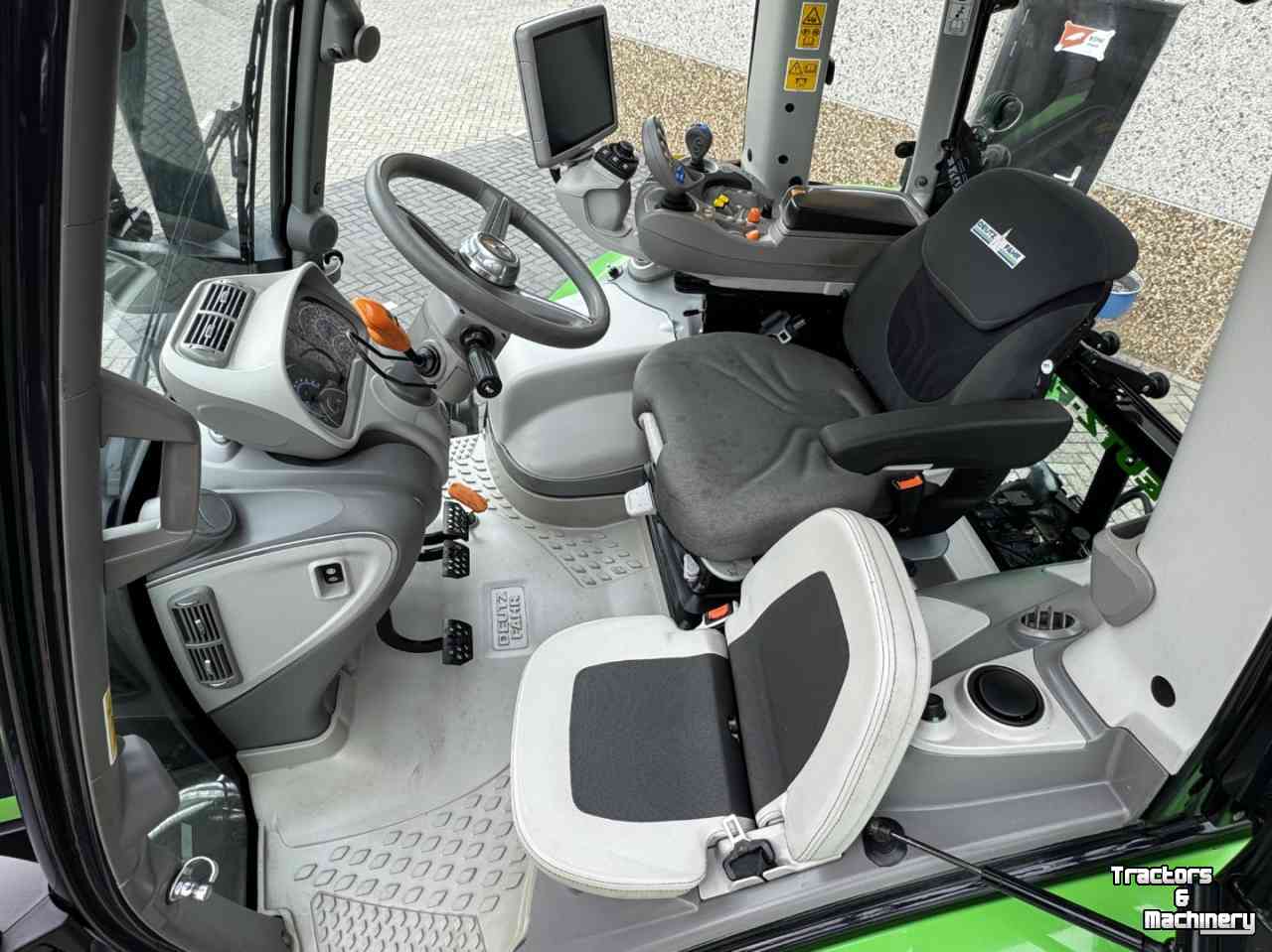 Tractor Deutz-Fahr Agrotron 6210 TTV vario Stage V Fronthef+pto Lucht Hydr rem GPS 1382u